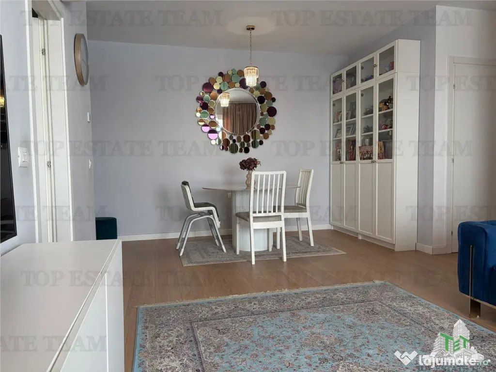 Apartament 3 camere cu loc de parcare si boxa de in zona La