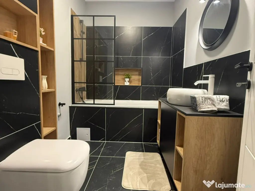 Proprietar vând ap 2 cam Eroilor/Florești, terasă de 12 mp