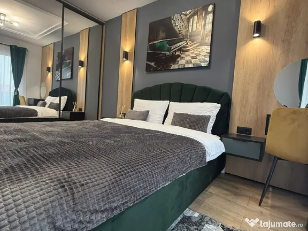 Proprietar vând ap 2 cam Eroilor/Florești, terasă de 12 mp