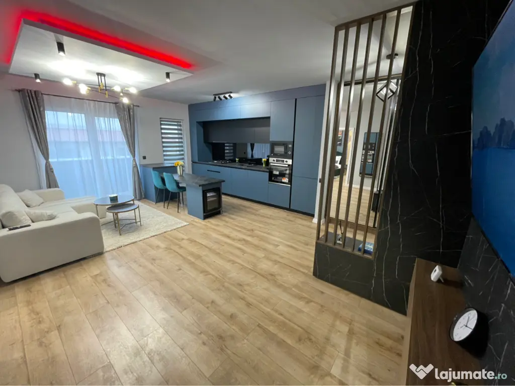 Proprietar vând ap 2 cam Eroilor/Florești, terasă de 12 mp