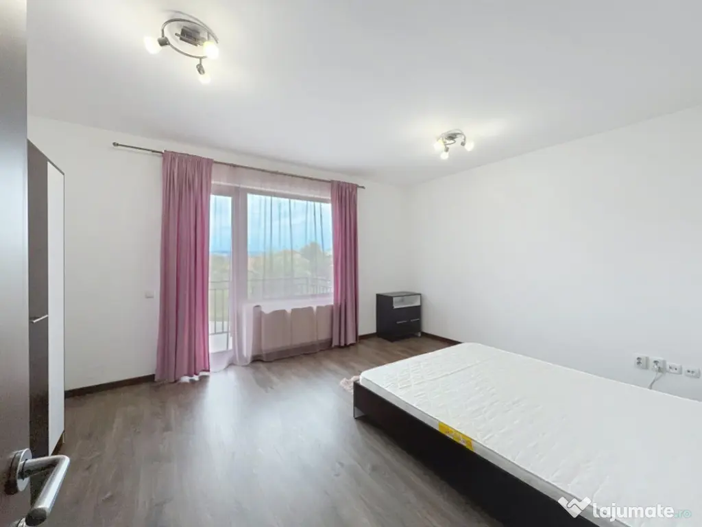 2 camere decomandate, 58 mp, loc de parcare, zona Borhanci 