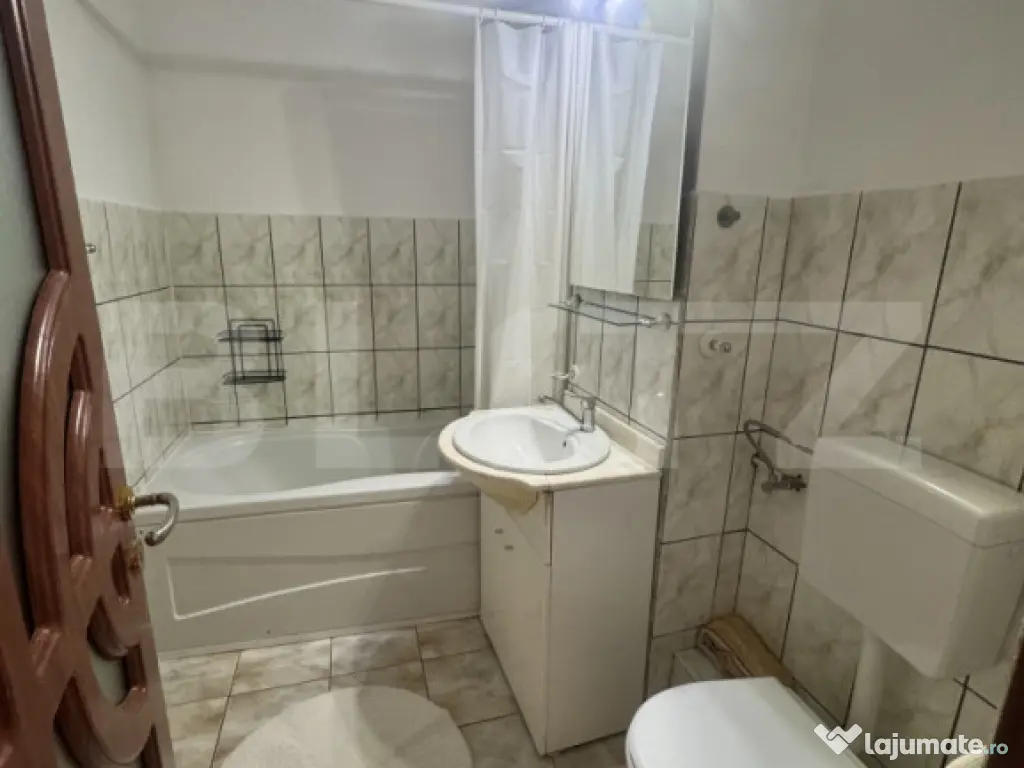 Apartament cu 2 camere de închiriat- zona ultracentrală 