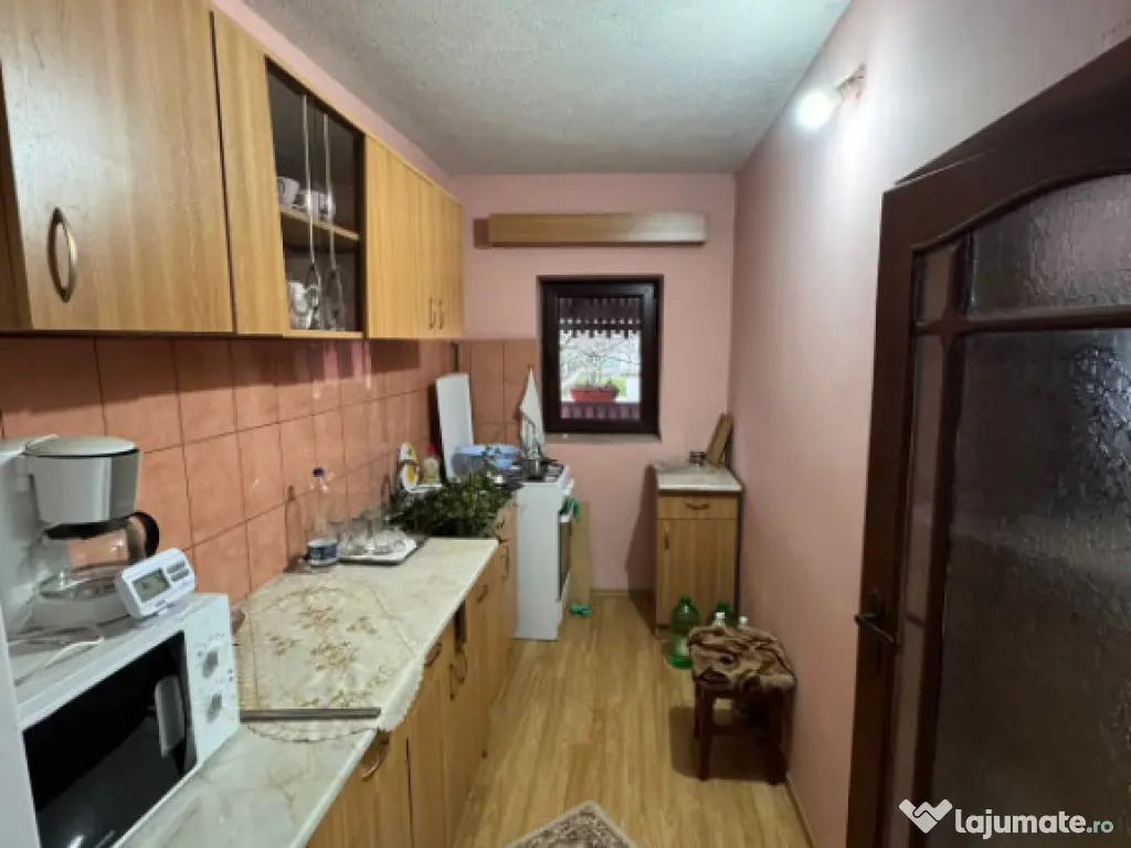 Casă cochetă în Lăpușel, zonă liniștită – 70 mp, t 