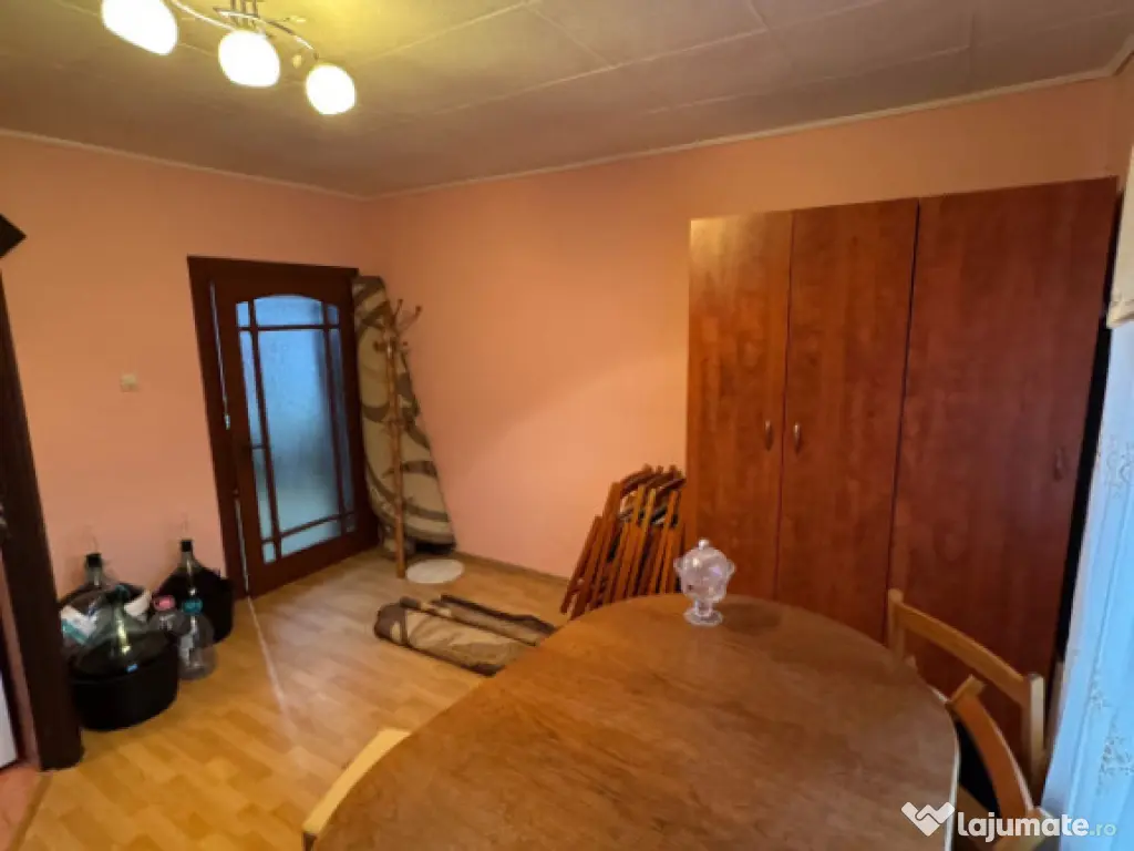 Casă cochetă în Lăpușel, zonă liniștită – 70 mp, t 