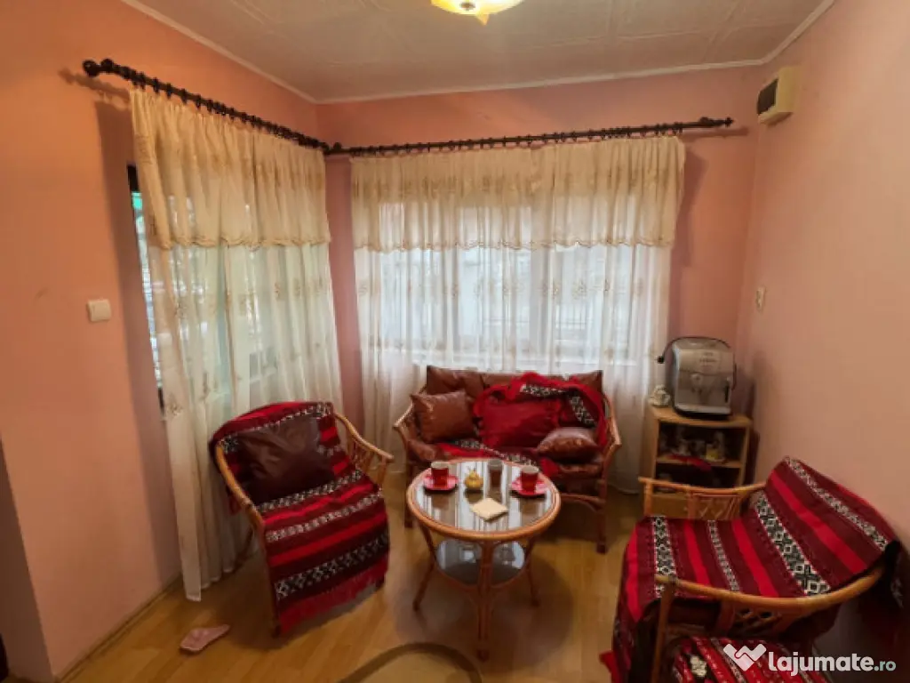Casă cochetă în Lăpușel, zonă liniștită – 70 mp, t 