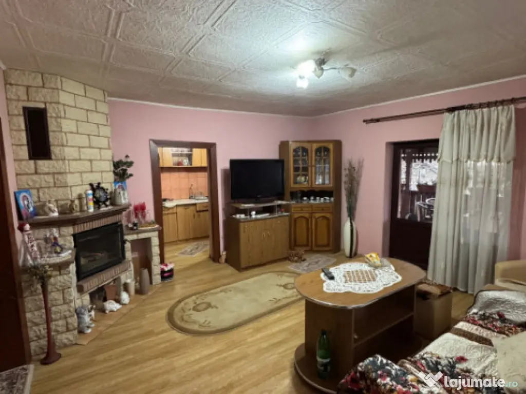 Casă cochetă în Lăpușel, zonă liniștită – 70 mp, t 