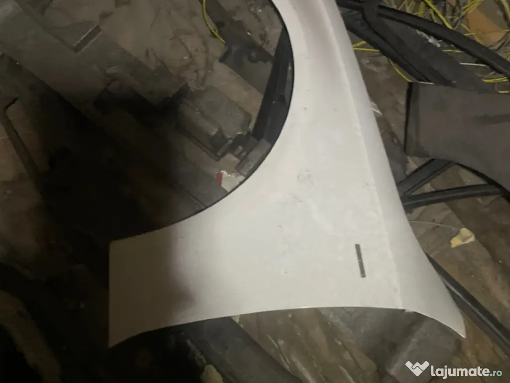 Aripă stanga dreapta audi a4 b8 an 2009 
