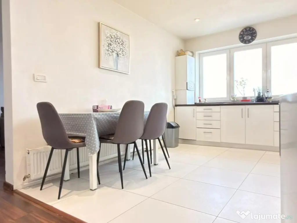 Proprietar ofer spre închiriere apartament 2-Camere Zona-Intim-Arad 