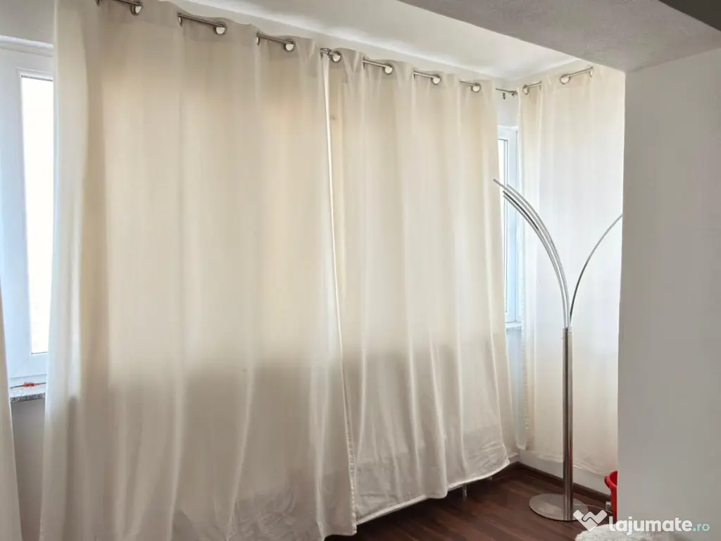 Proprietar ofer spre închiriere apartament 2-Camere Zona-Intim-Arad 