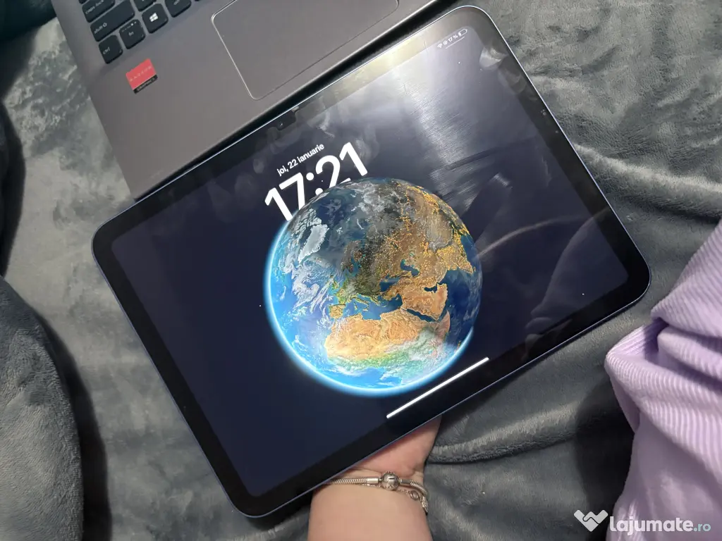 iPad Apple 10th Gen 10.9″ – 64 GB, ca nou 