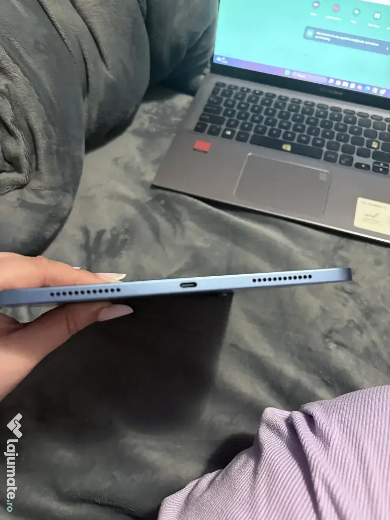 iPad Apple 10th Gen 10.9″ – 64 GB, ca nou 