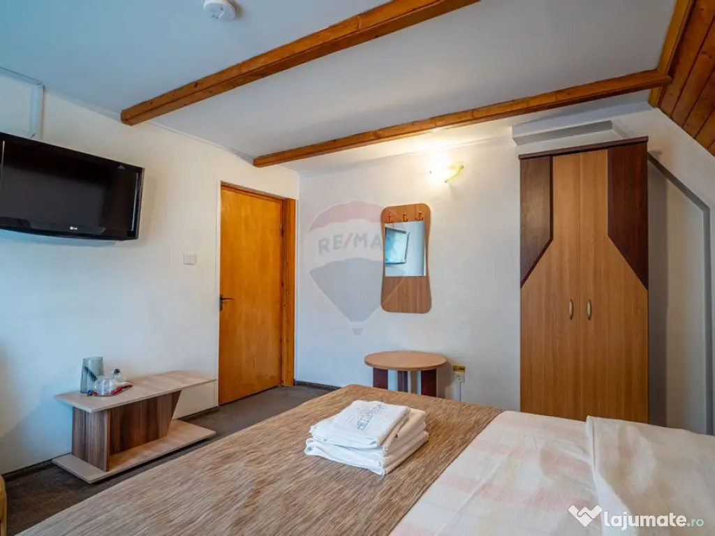 Apartament Busteni – Etaj Integral Vilă – 4 Camere