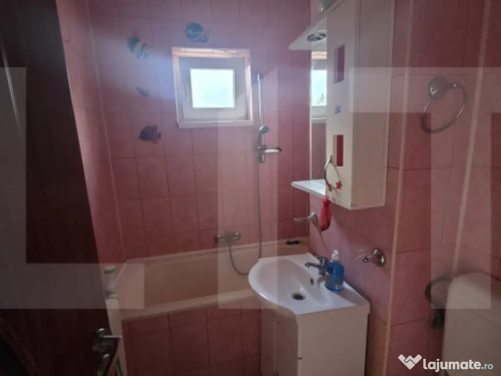 Apartament de vanzare, cu 2 camere - Aleea Centralei