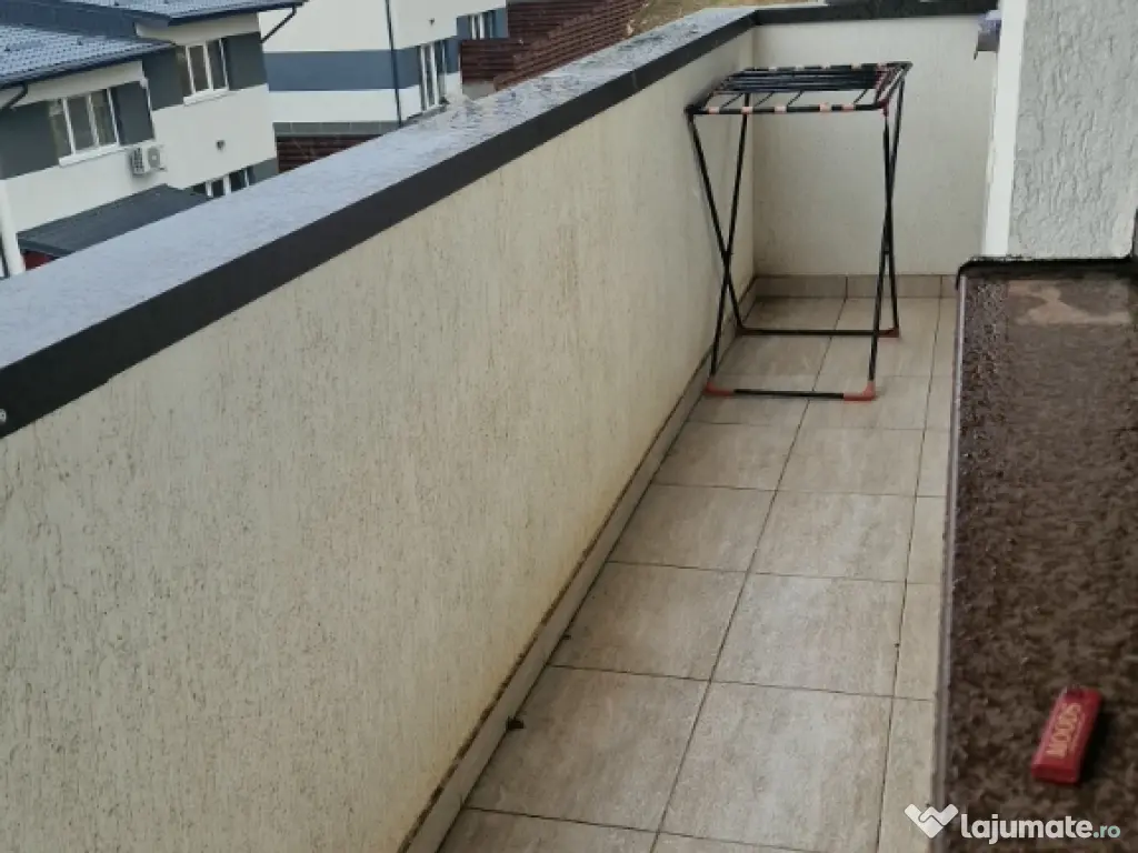 Apartament 3 camere de închiriat zona Valea lupului 