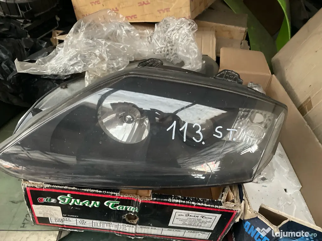 Far stanga Hyundai coupe an 2006 