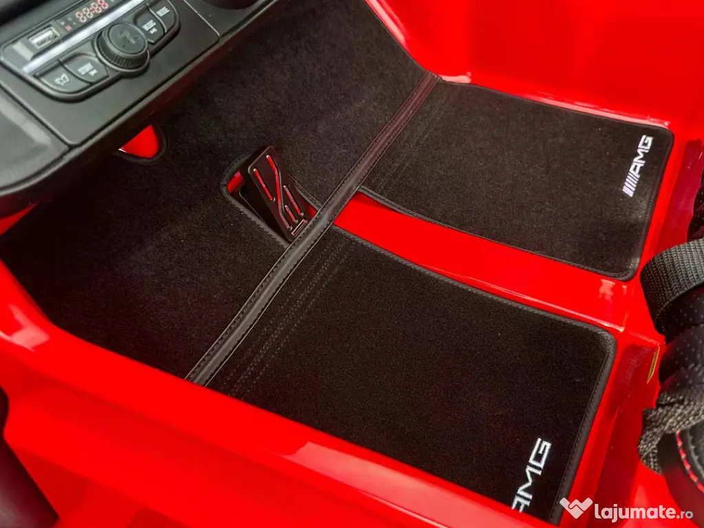 Masinuta electrica pt. 2 copii Mercedes G63, 4x 200W, 24V-14Ah Red