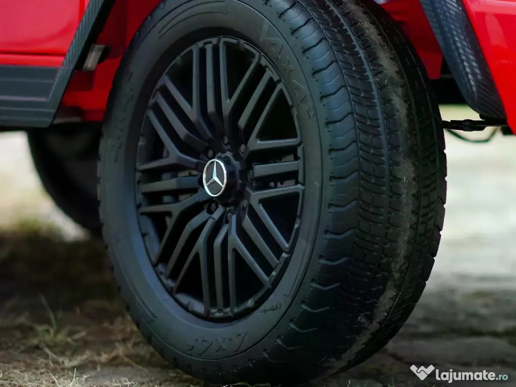 Masinuta electrica pt. 2 copii Mercedes G63, 4x 200W, 24V-14Ah Red