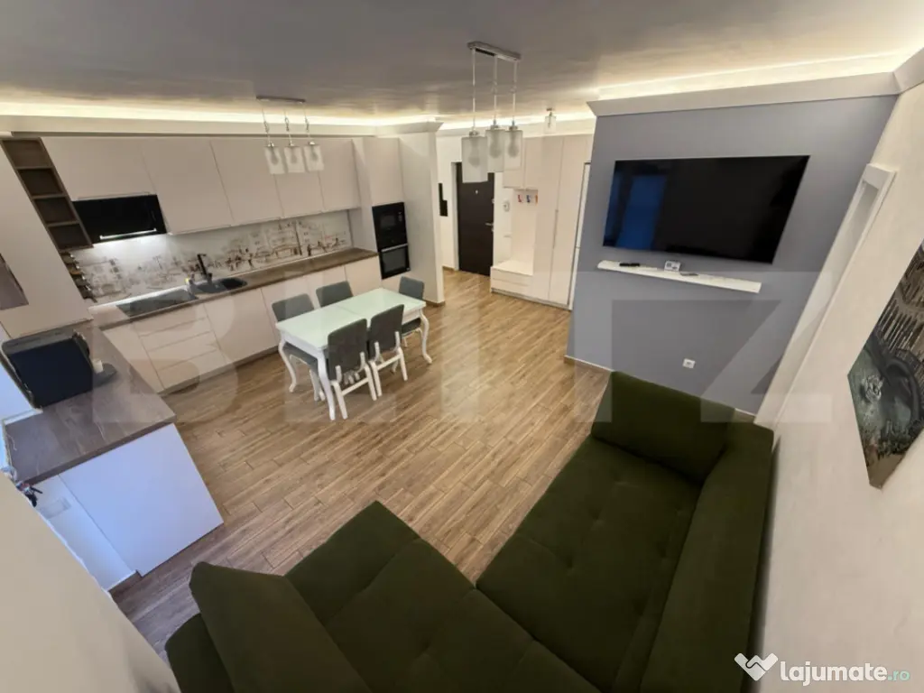 Apartament semidecomandat cu 3 camere, cu gradina proprie si