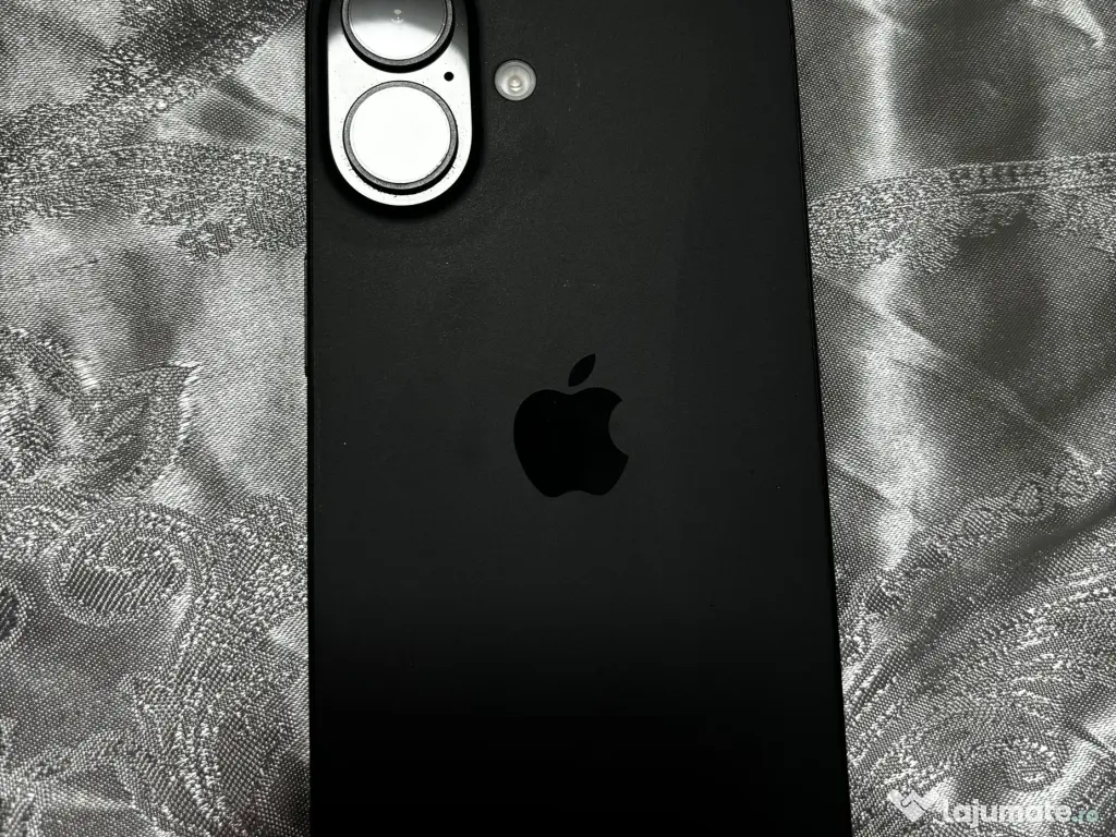 Se vinde la pachet iPhone 16 & 15 plus 