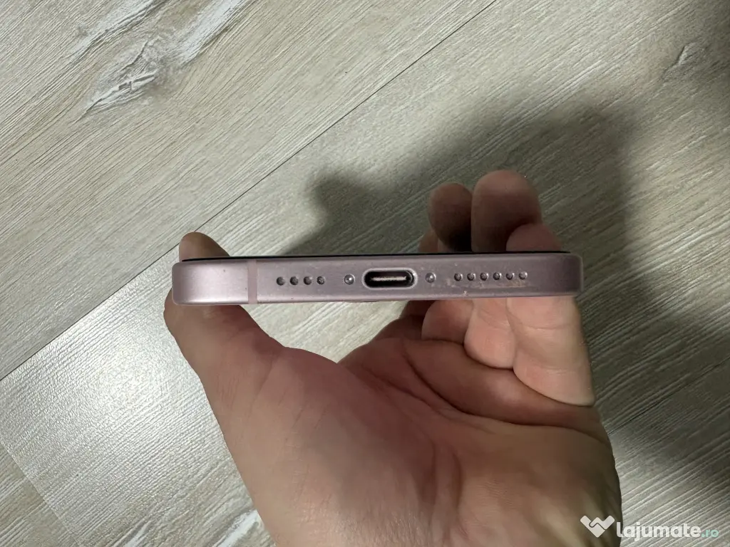 Se vinde la pachet iPhone 16 & 15 plus 