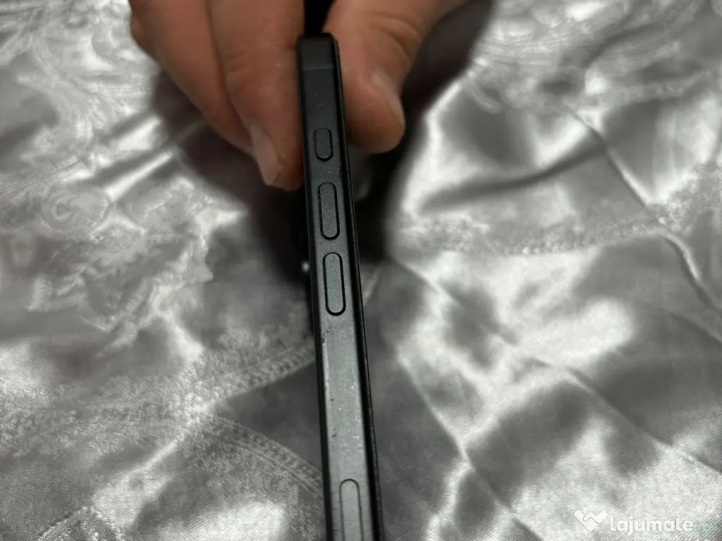 Se vinde la pachet iPhone 16 & 15 plus 