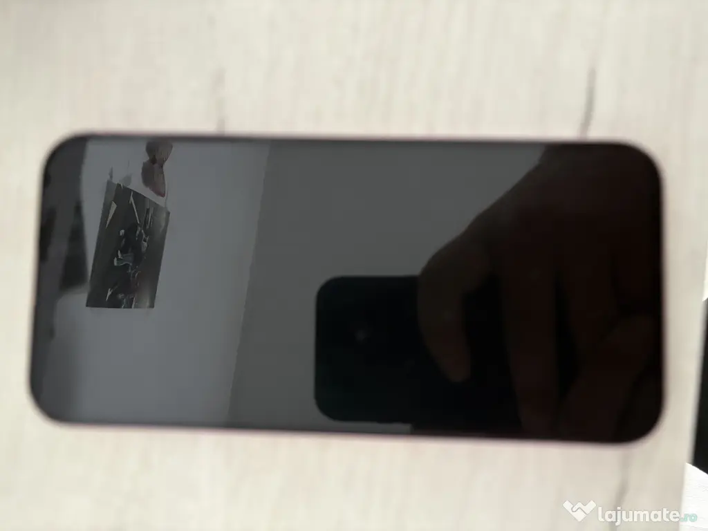 Se vinde la pachet iPhone 16 & 15 plus 