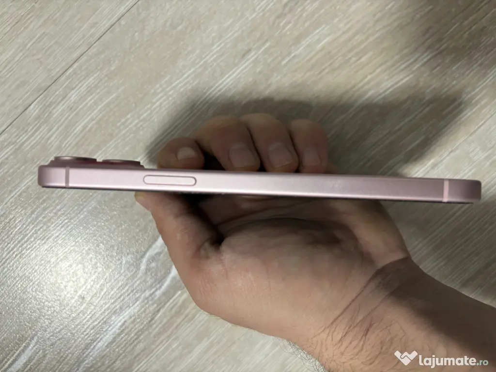 Se vinde la pachet iPhone 16 & 15 plus 