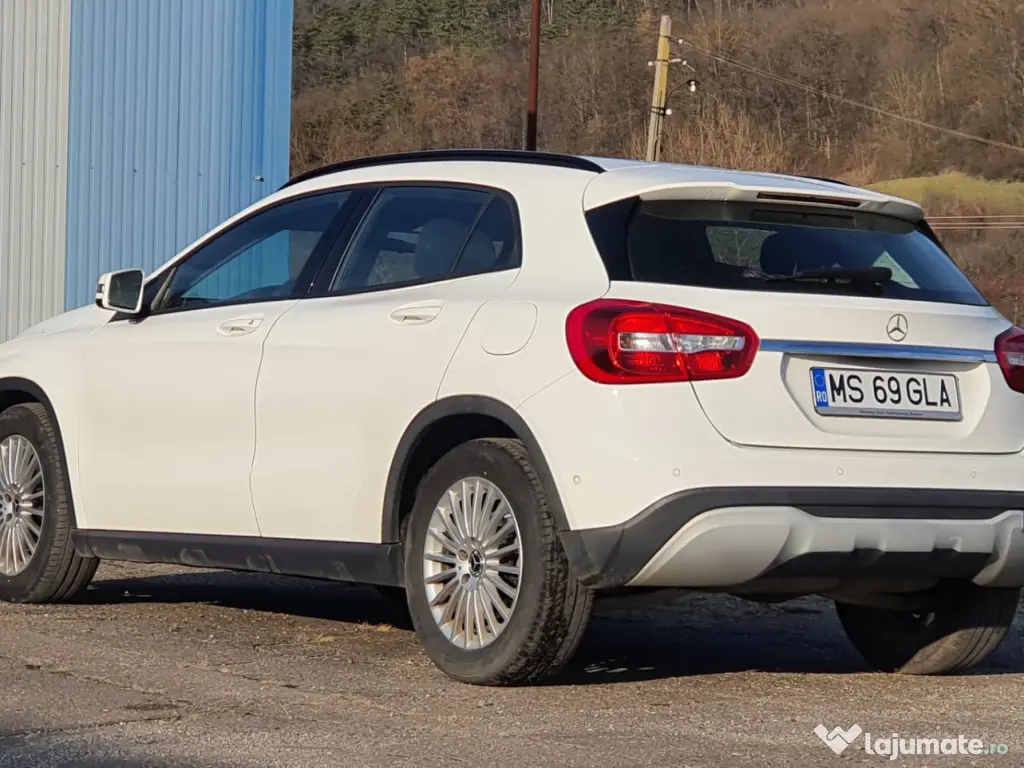 Mercedes-Benz GLA 200d 2.1 Style 2019