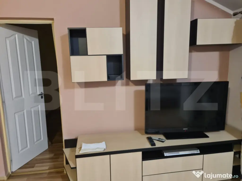 Apartament 4 camere,mansarda, zona Stadion 