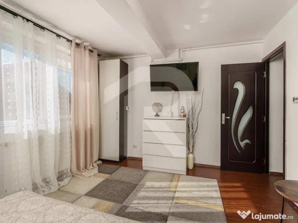 Garsonieră spațioasă 38 mp | Etaj 2/3 | Mobilată & utila