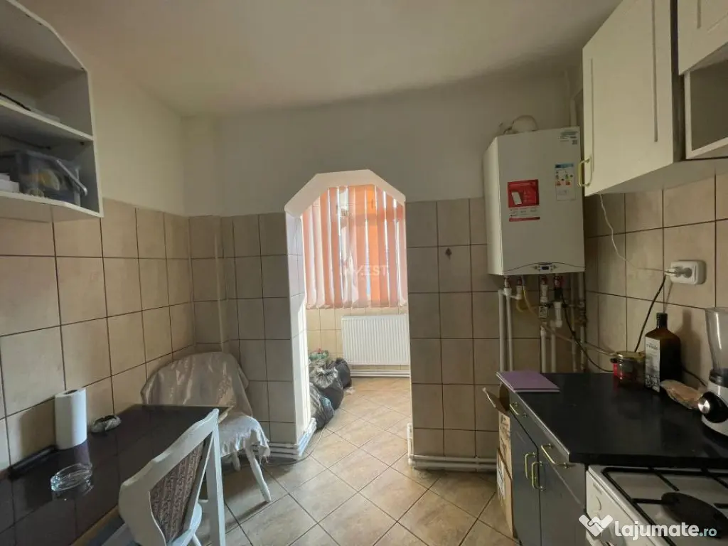 Apartament de vanzare, 3 camere, zona Pacurari - Toma Cozma, 