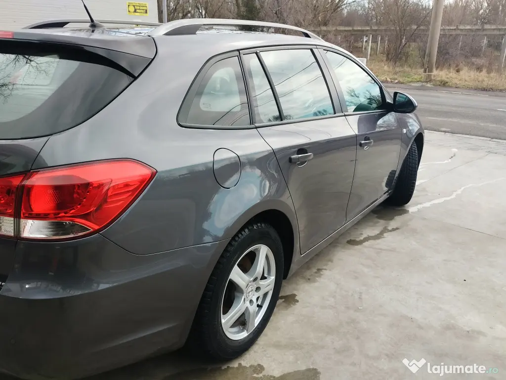 Chevrolet Cruze wagon
