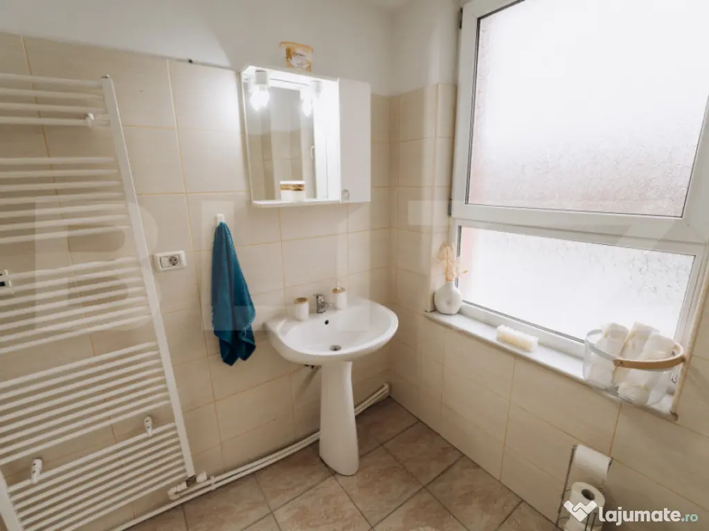 Oportunitate rară – Garsonieră modernă cu parcare și c