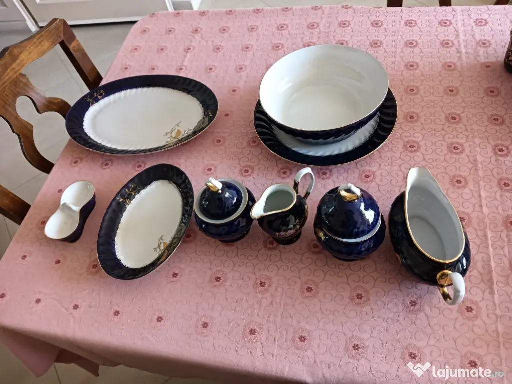 Servici de masă vintage cobalt cu auriu