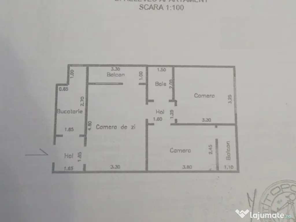 - Apartament 3 camere confort 2 sporit, zona Viziru 1, etaj 