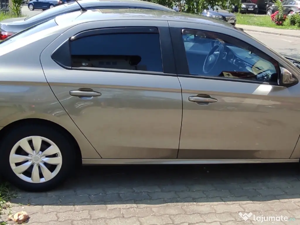 Vând Citroen Elysee din 2016 