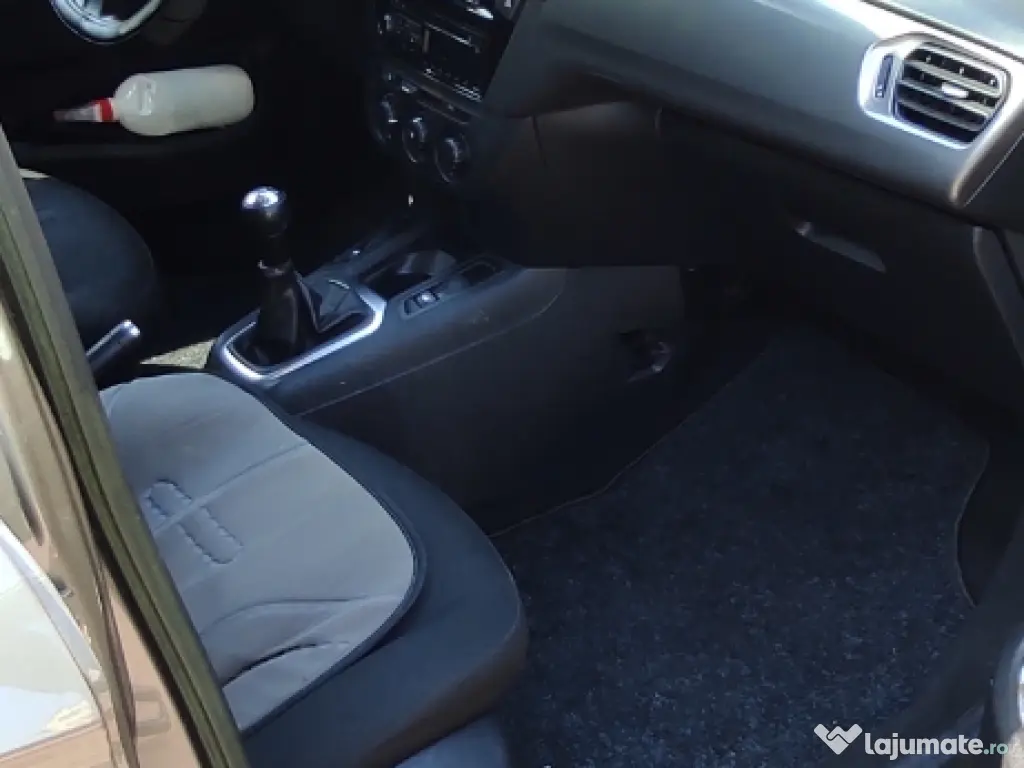 Vând Citroen Elysee din 2016 