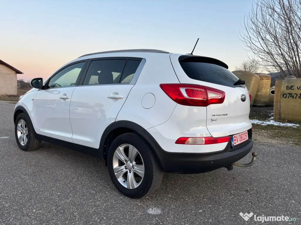 Kia Sportange SUV an 2014 diesel km 187000 carte Servis 