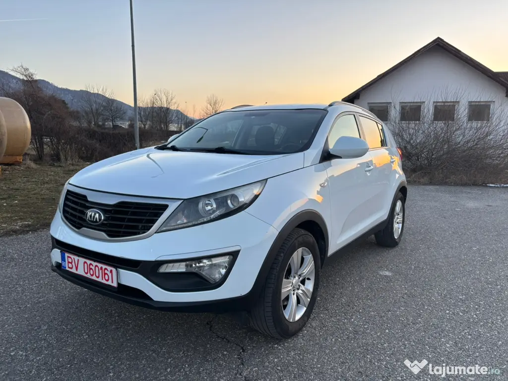 Kia Sportange SUV an 2014 diesel km 187000 carte Servis 