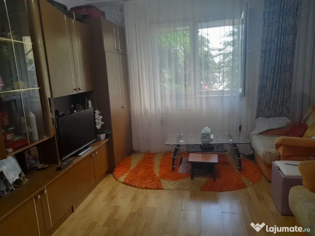 Aparatorii patriei oltenitei confort 2 etaj 1 