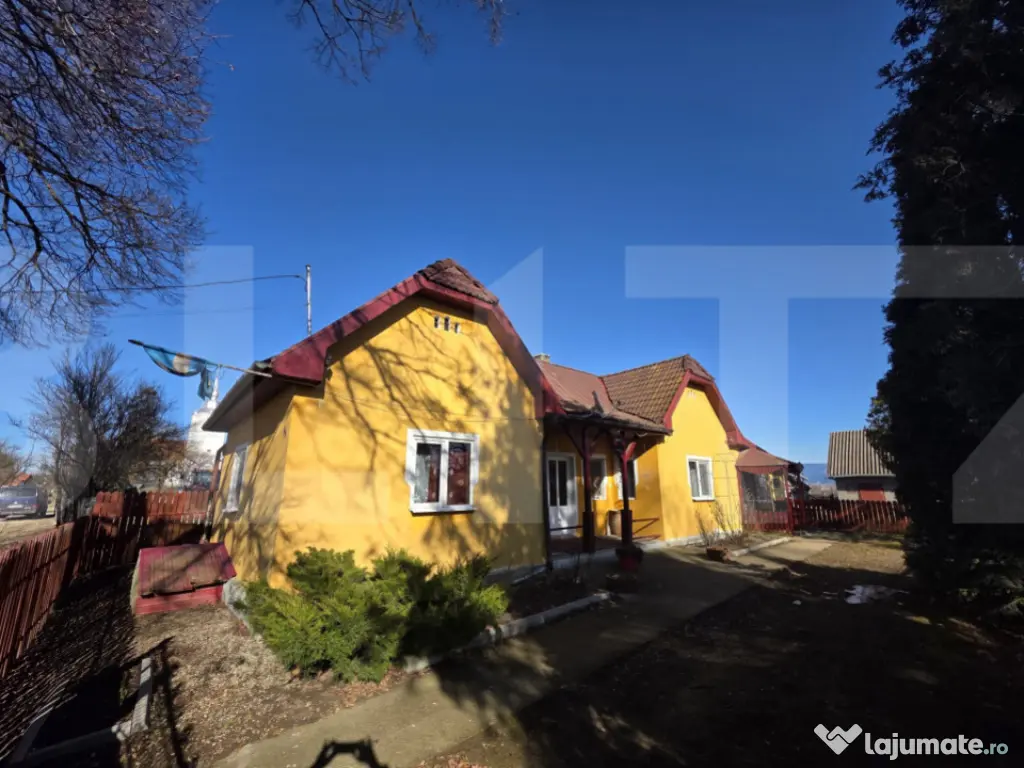 Casa individuala cu 3 camere intr-un teren generos