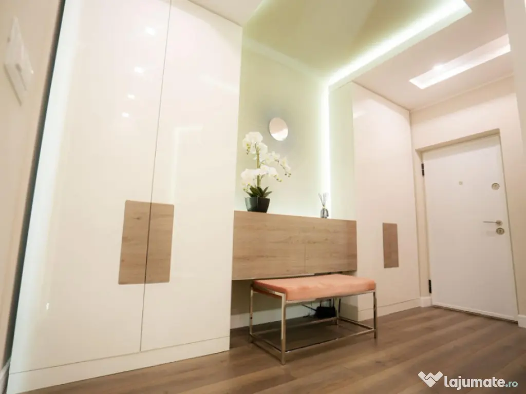 Apartament de lux,3 camere , etaj intermediar Radauti