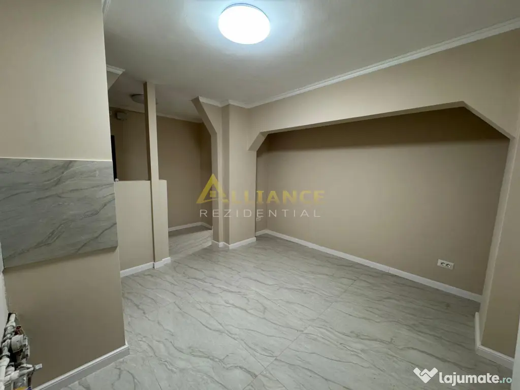 Apartament 3 camere, decomandat - 300 m de Metrou Aparatorii