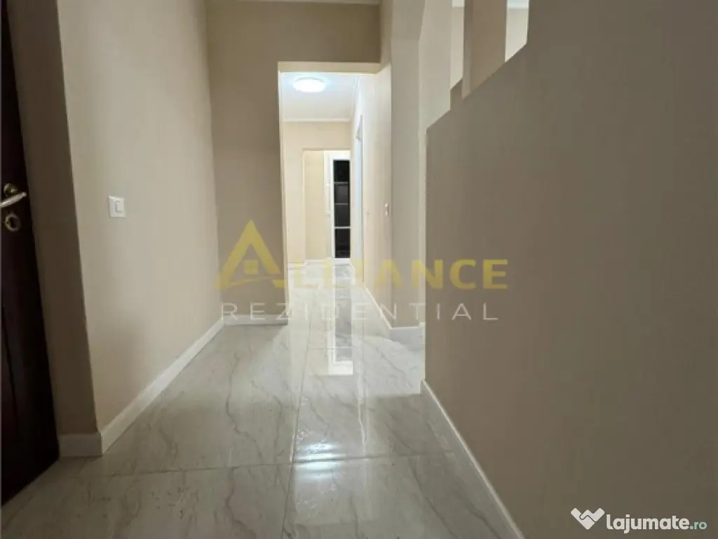 Apartament 3 camere, decomandat - 300 m de Metrou Aparatorii