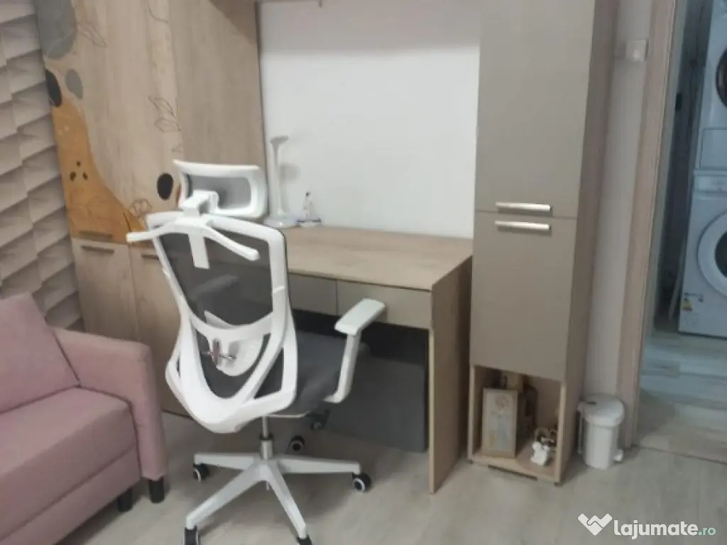 Km 5, decomandat, 2 camere, etaj 3, mobilat, gaze, vanzari Constanta, 