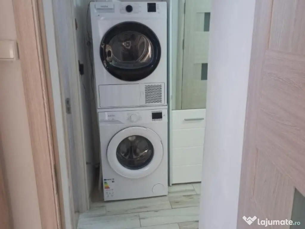 Km 5, decomandat, 2 camere, etaj 3, mobilat, gaze, vanzari Constanta, 