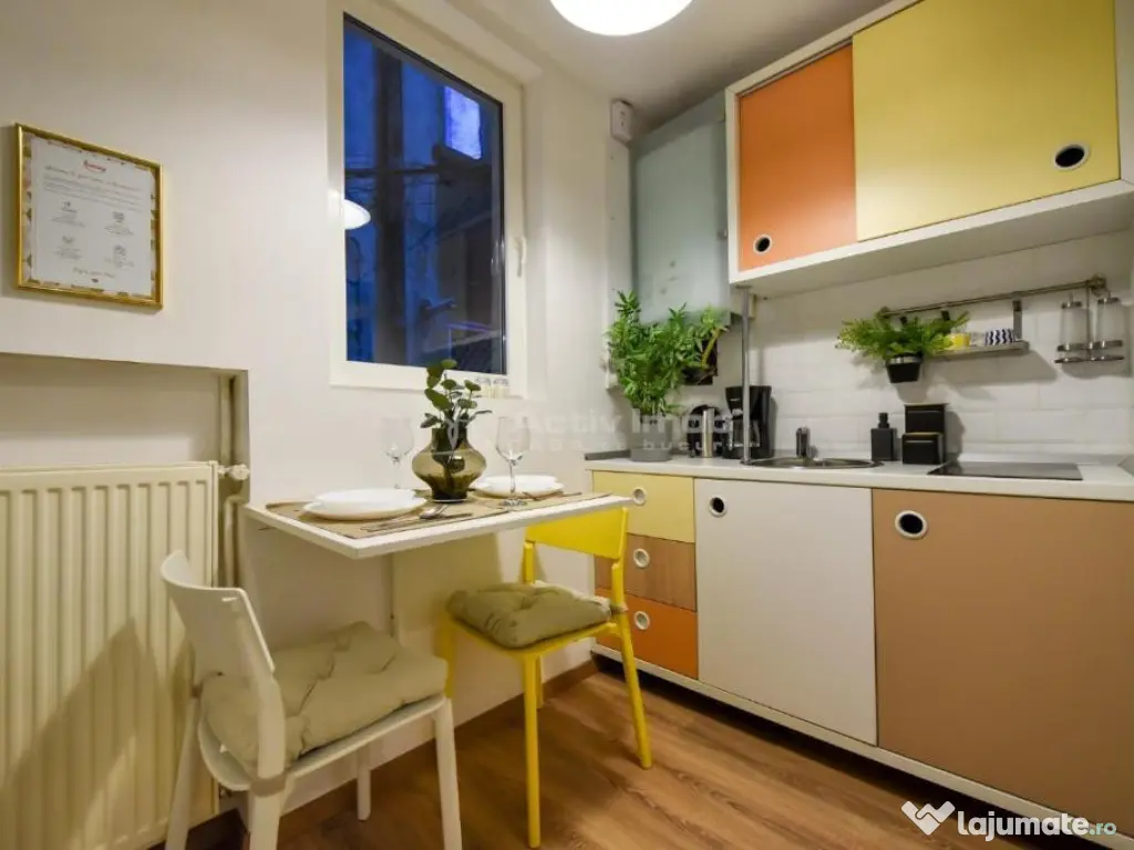 Ultracentral! Garsoniera Deosebita cu Centrala Proprie, Foar