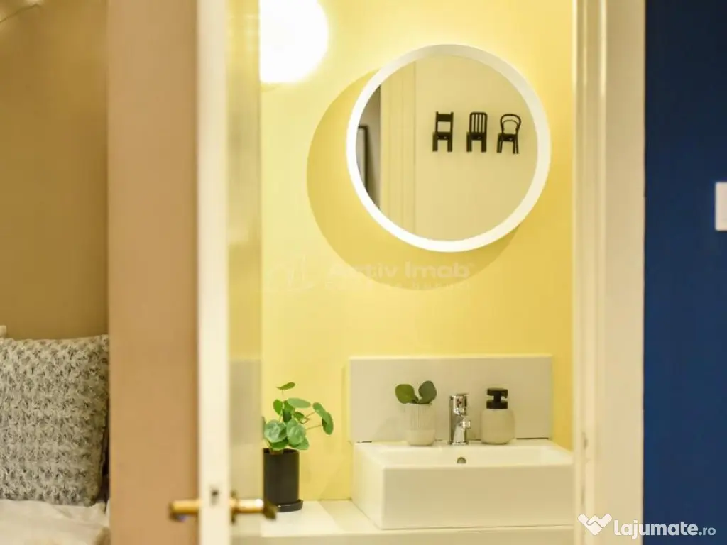 Ultracentral! Garsoniera Deosebita cu Centrala Proprie, Foar