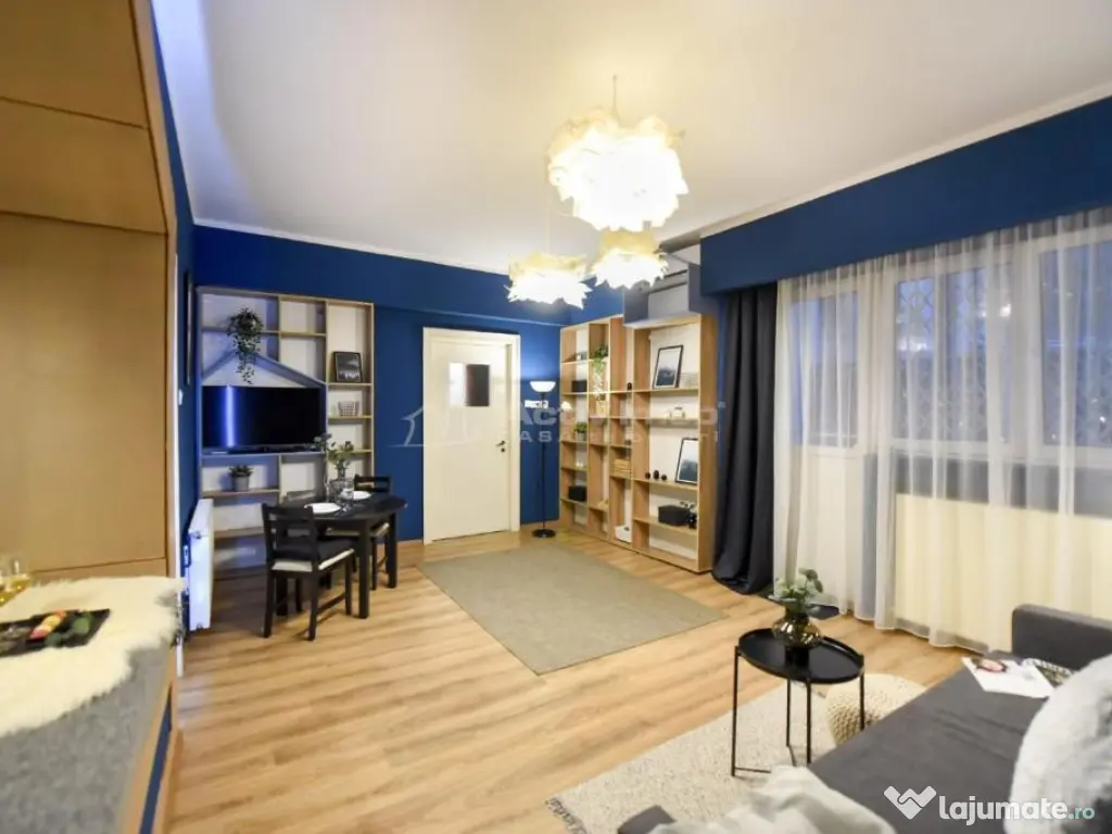 Ultracentral! Garsoniera Deosebita cu Centrala Proprie, Foar