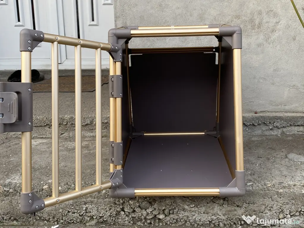 Cușcă transport câini Trixie din aluminiu – 61×48×59 cm